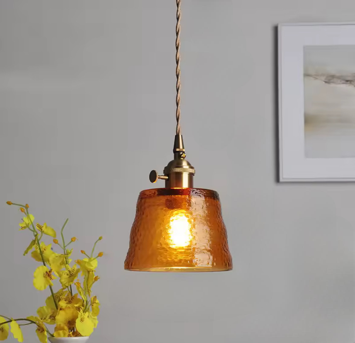 Stained glass pendant light, front picture