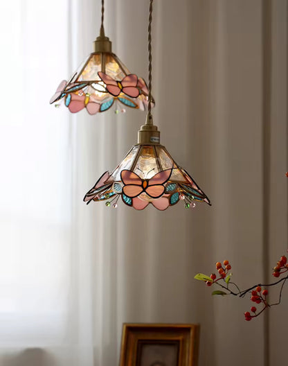 Stained glass pendant light, front picture