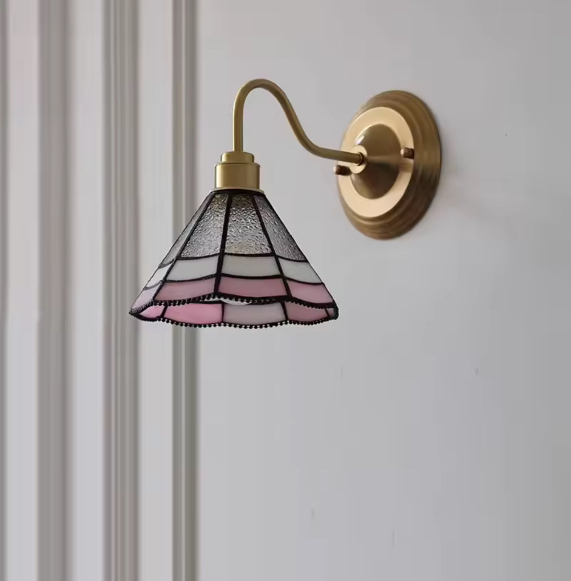 Vivian Stained Glass Wall Light - Pink