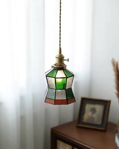 Stained glass pendant light, front picture