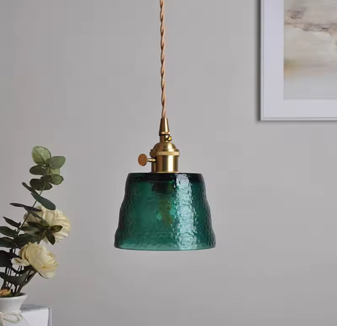 Stained glass pendant light, front picture