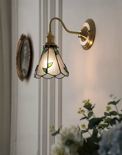 Stained glass wall light, side picture